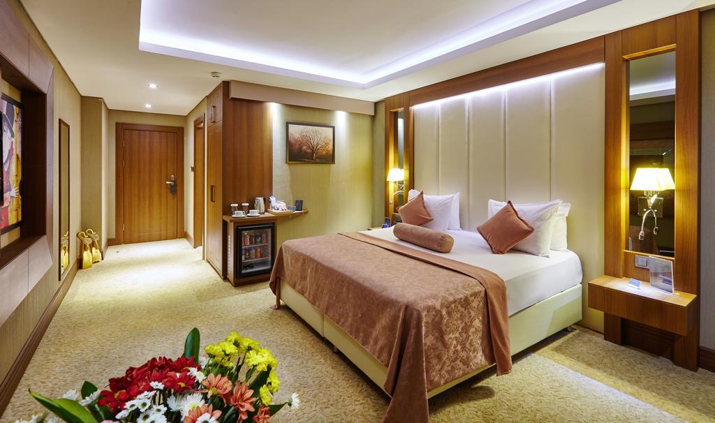 Buruciye Hotel Sivas Exterior foto